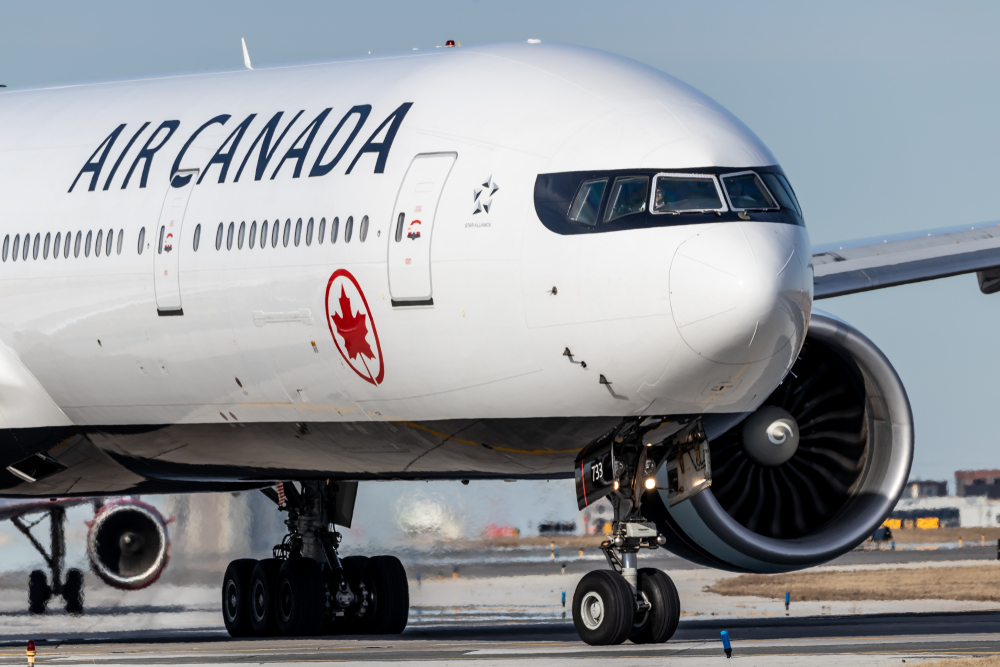 TorontoOntario April42019AirCanadaBoeing777 3