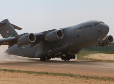 c-17_globemaster_iii.jpg